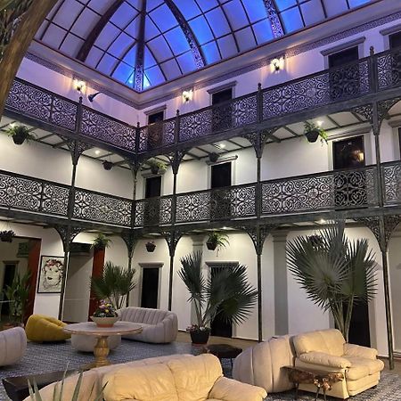 Hotel Tierra Marina Centro Historico มาซาตลัน ภายนอก รูปภาพ