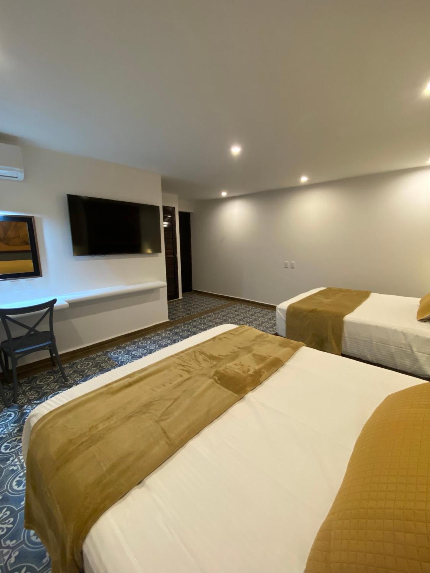 Hotel Tierra Marina Centro Historico มาซาตลัน ภายนอก รูปภาพ
