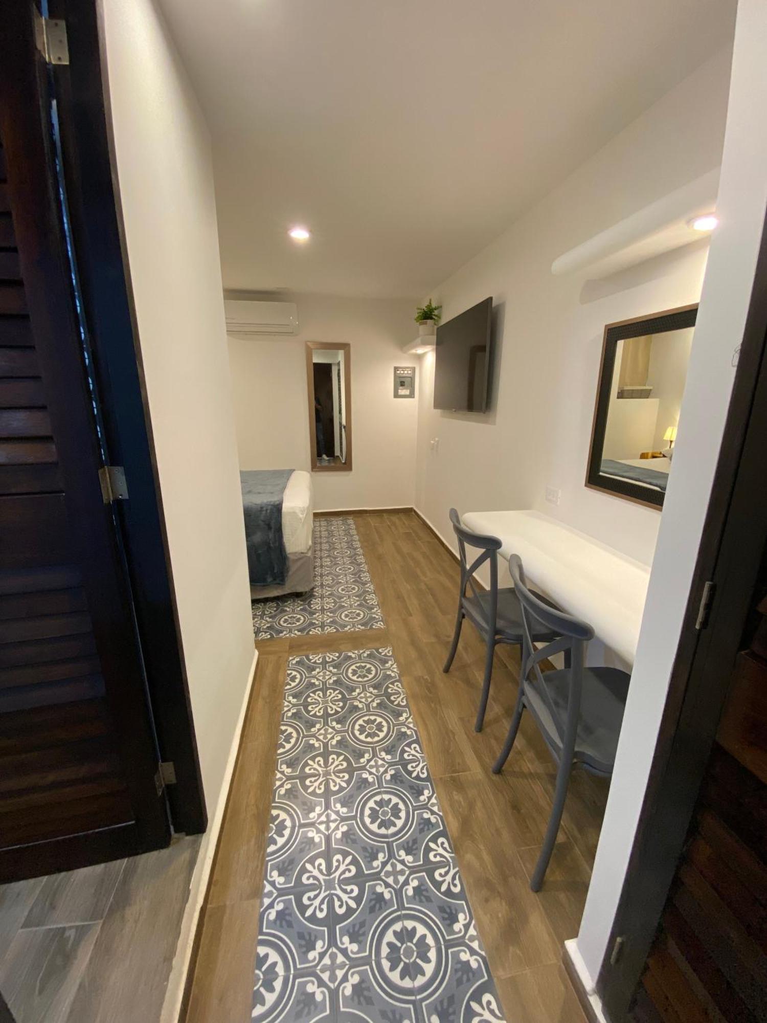 Hotel Tierra Marina Centro Historico มาซาตลัน ภายนอก รูปภาพ